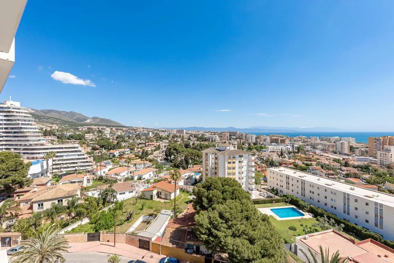 Apartment 797 Holiday Rentals- Espectacular Piso Con Vista Al Mar Y Al Puerto Benalmadena Spain