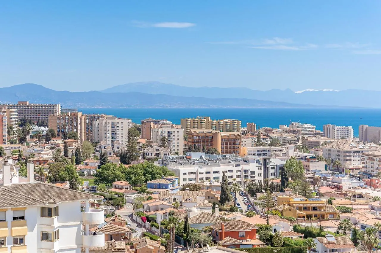 Apartment 797 Holiday Rentals- Espectacular Piso Con Vista Al Mar Y Al Puerto Benalmadena