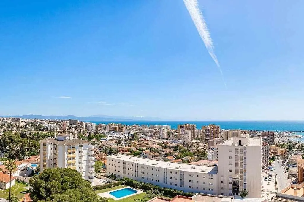 797 Holiday Rentals- Espectacular Piso Con Vista Al Mar Y Al Puerto Benalmadena 0*,  Spain